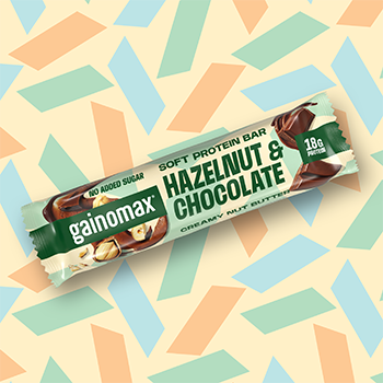 The hazelnut and chocolate from Gainomaxs new soft bar line